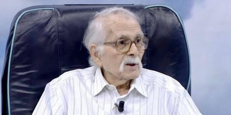 Çılgın Türkler’den kaptan pilot Mehmet Şentürk vefat etti