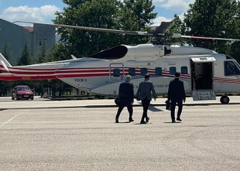 Binali Yıldırım’ın helikopteri acil iniş yaptı