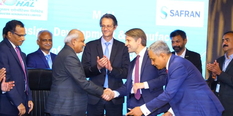 Fransa ve Hindistan ortaklaşa helikopter motorları geliştirecek