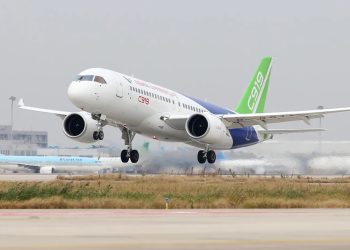 Çin’in yerli yolcu uçağı C919, Airbus ve Boeing’e rakip olacak