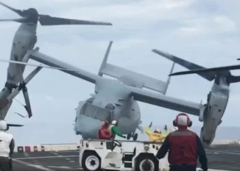 MV-22 Osprey’in düşüş anı kameralara yansıdı