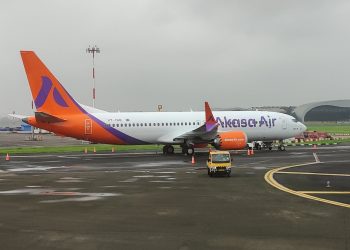 Hindistan’ın yeni havayolu uçuşlara başladı