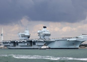 İngiltere’nin uçak gemisi arızalandı: Değeri 3 milyar sterlin