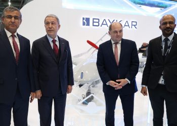 İngiltere Savunma Bakanı Wallace’tan Bayraktar TB2 açıklaması