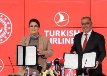 İmzalar atıldı: Şehit ve gazi yakınlarına THY’den büyük indirim