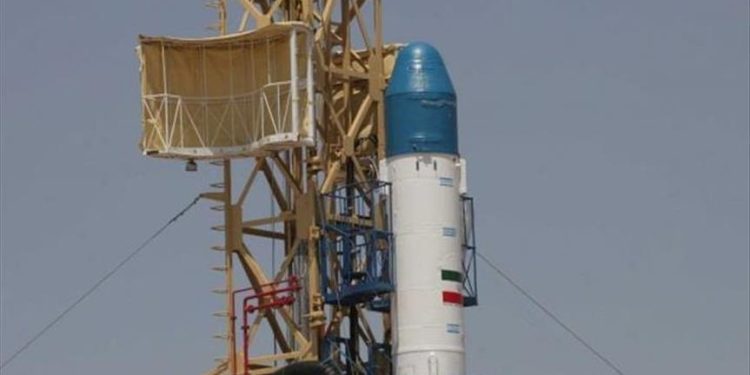 İran, uzay römorkörünü fırlattığını duyurdu