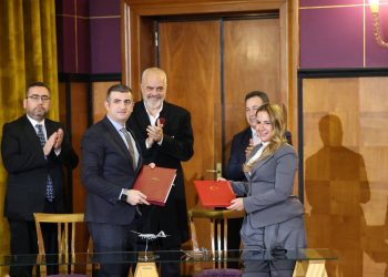 Arnavutluk, Bayraktar TB2 için sözleşme imzaladı