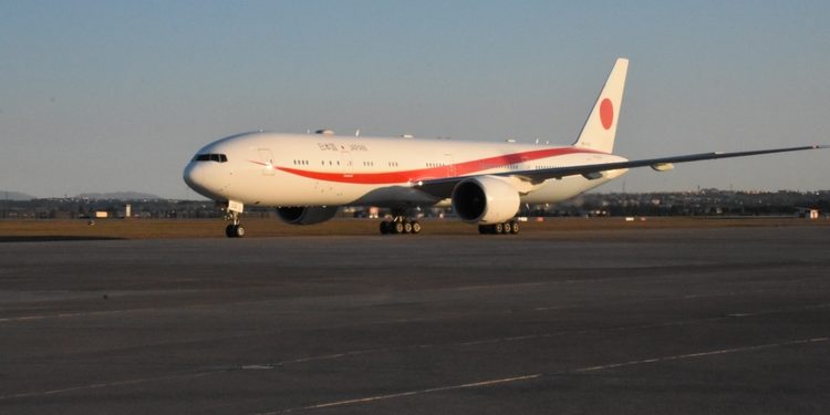 Japonya, 777 ile 15 ton yardım malzemesi gönderdi