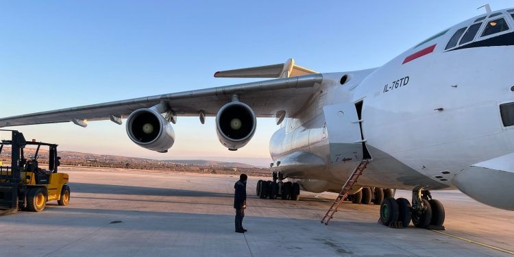 İran’dan Türkiye’ye 7 uçaklık yardım