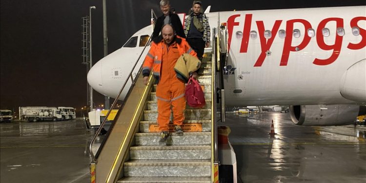 Pegasus, Hatay’dan tahliye seferlerini başlattı