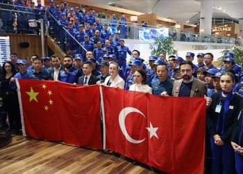 Çinli arama kurtarma ekibi İstanbul Havalimanı’ndan ülkesine uğurlandı