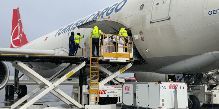 THY’den deprem bölgesine bugün 102 yardım ve kargo seferi