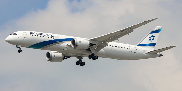 İsrail Başbakanı’nı İtalya’ya uçuracak pilot bulunamadı