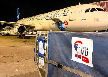 Sırbistan’dan yardımlar THY ile geldi