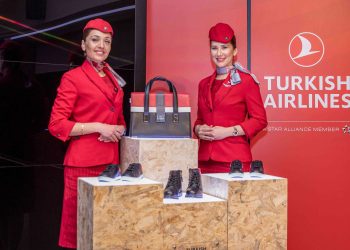 THY çalışanlarından depremzede çocuklara 10 bin bot