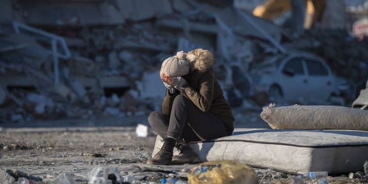 İki paragraflık yorumsuz bir yazı