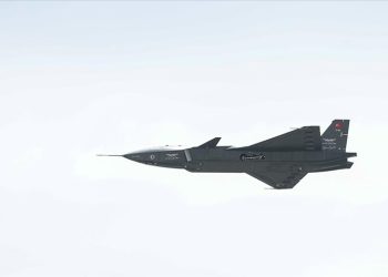 Bayraktar Kızılelma TEKNOFEST’e uçtu