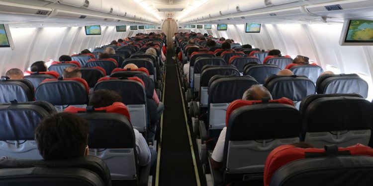 THY, pazar günü rekor yolcu taşıdı