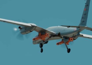 Dünyada bir ilk: SİHA’dan seyir füzesi atışı!