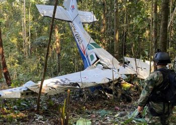 Kolombiya’da kaybolan uçağın enkazı bulundu
