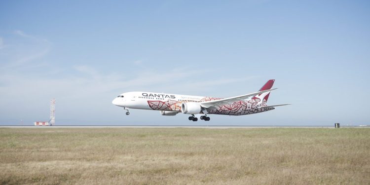 Qantas 3 yıl sonra San Francisco’ya geri döndü