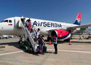 Gazipaşa-Alanya Havalimanı’na sezonun ilk uçuşu