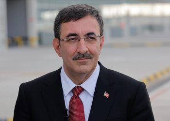 Cumhurbaşkanı Yardımcısı Yılmaz: Ercan Havalimanı’nı 20 Temmuz’a kadar yetiştireceğiz