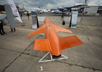 Yüksek hızlı hedef uçağı “SÜPER ŞİMŞEK” kanatlanmaya hazır