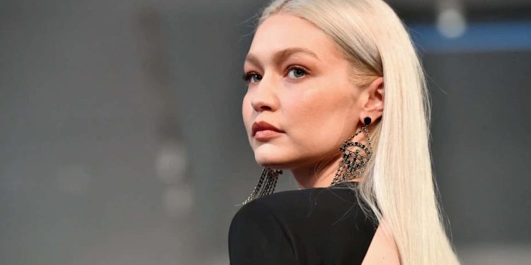 Gigi Hadid, havalimanında uyuşturucu madde bulundurmaktan tutuklandı