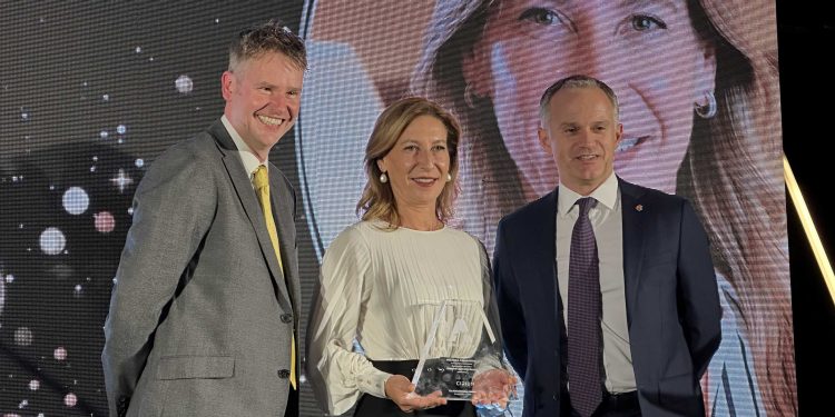 Pegasus Hava Yolları CEO’su Güliz Öztürk’e uluslararası liderlik ödülü