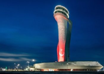 İstanbul Havalimanı kulesi 15 Temmuz’da Türk Bayrağı renklerine bürünecek