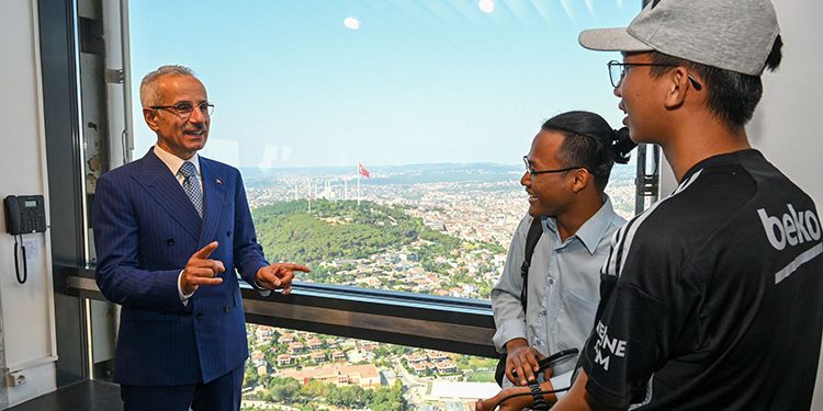 Bakan Uraloğlu: Çamlıca Kulesi’ni 1,2 milyon kişi ziyaret etti