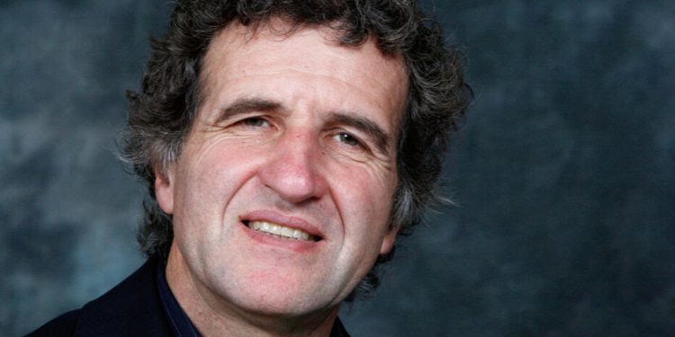 Fransız gazeteci, pilotluğunu yaptığı uçağın düşmesi sonucu öldü