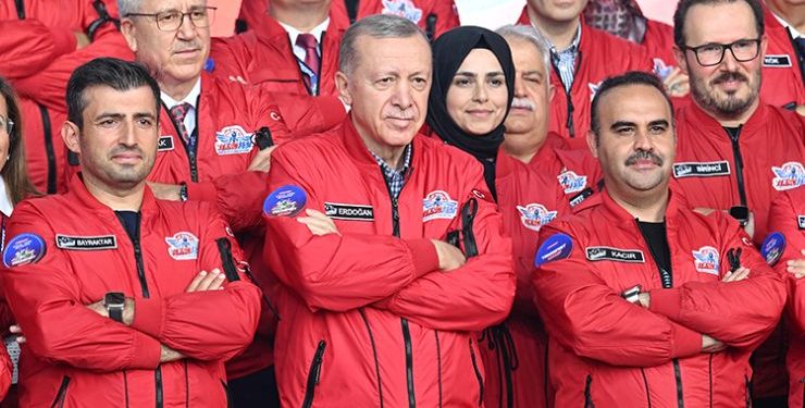 Cumhurbaşkanı Erdoğan: Hedefimiz savunma ihracatında 6 milyar doları aşmak