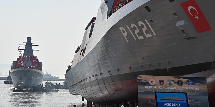 Pakistan’a MİLGEM teslimatı ile karakol gemilerini denize indirme töreni yapıldı