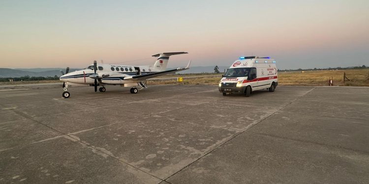 Kara Kuvvetleri uçağı organ nakli için havalandı