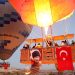 Kapadokya semaları Türk bayraklarıyla renklendi