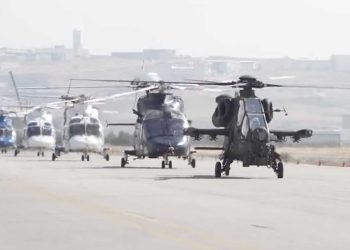 ATAK ve GÖKBEY helikopterleri Cumhuriyet’in 100. yılı için havalandı