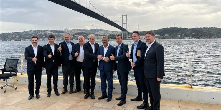 THY, 355 uçak için Airbus ile İstanbul’da görüşüyor