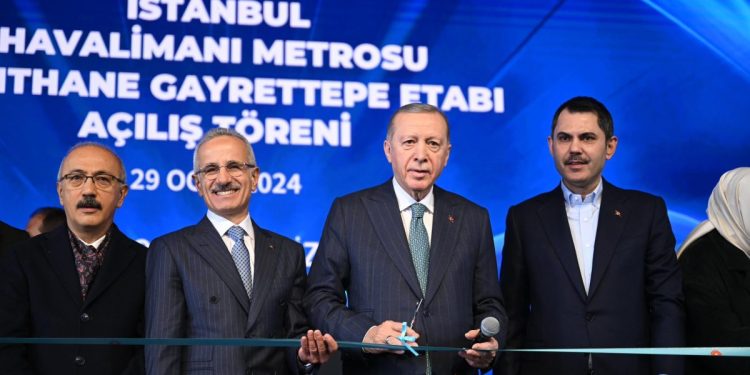 İstanbul Havalimanı’na metroyla ulaşım kolaylaştı