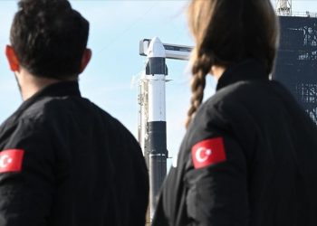 Türkiye’nin ilk uzay yolcuğu ertelendi