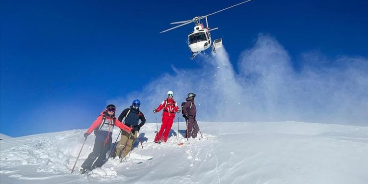 Dünyanın dört bir yanından “heliski” tutkunları Kaçkarlar’da