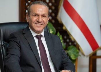 Bakan Ataoğlu’ndan uçak bileti müjdesi: Fiyatlar düşecek!