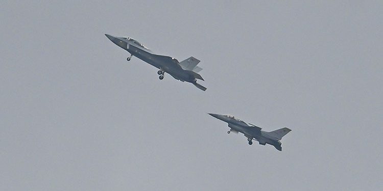 Yerli savaş uçağı KAAN ilk uçuşunu yaptı