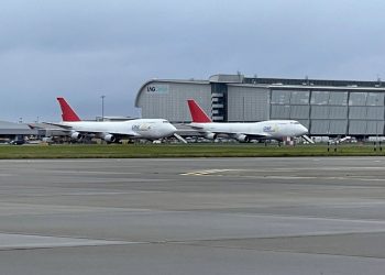 33 yaşındaki uçak acil iniş yaptı