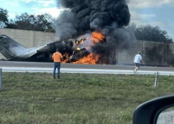 Otoyola düşen iş jetindeki 2 kişi hayatını kaybetti