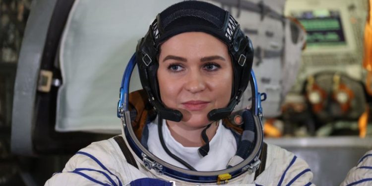 Tarihe damga vuran uçuş: Kabin görevlisinden astronotluğa!