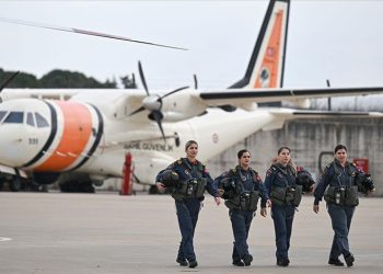 Sahil Güvenliğin kadın pilotları göreve hazır