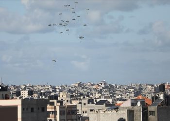 Gazze’de “hava yardımı” faciası!