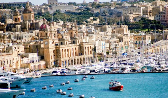 Sicilya’nın arka bahçesi Malta